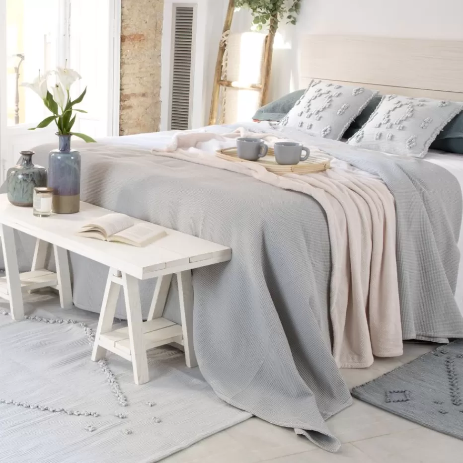 Housse de Couette Chaude Bufy - Drap Hausse en Microfibre Douce pour un Sommeil Confortable  

Édition Limitée Housse Couette Thermique - Ensemble Literie Bufy avec Enveloppe Hivernale  

Enveloppe de Couette Épaisse Bufy - Housse Modulable Anti-Froids pour Nuits Douillettes  

（，，，AI）