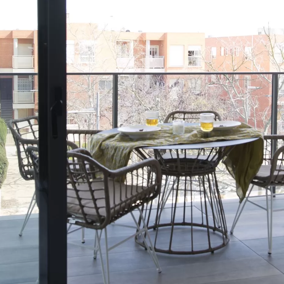Chaise de jardin New Mattia | Résine tressée résistante | Confort ergonomique | Design contemporain pour terrasses (4 coloris disponibles)