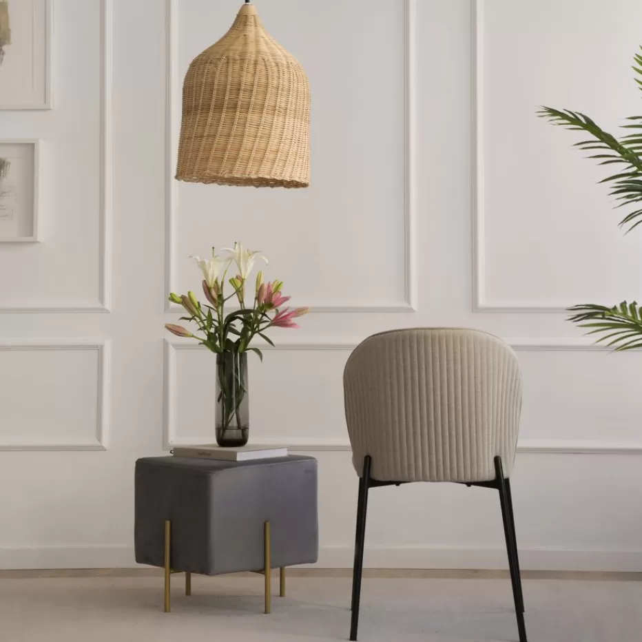 Lot de 4 chaises Nuren en promo - Assise rembourrée beige confortable pour salle à manger élégante